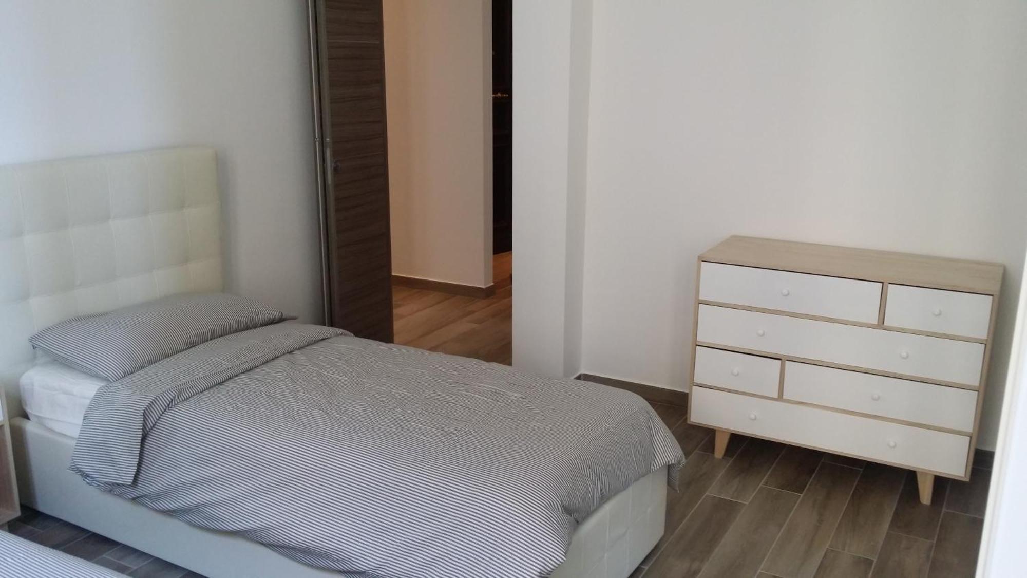 memeapartments Genoa Bagian luar foto