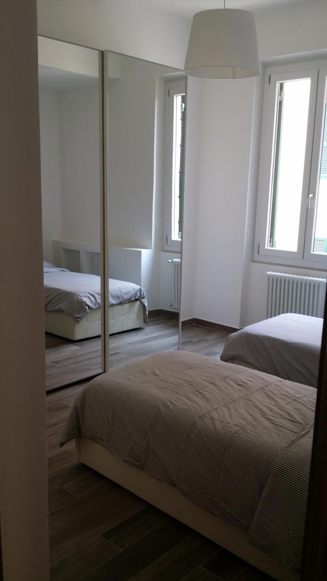 memeapartments Genoa Bagian luar foto