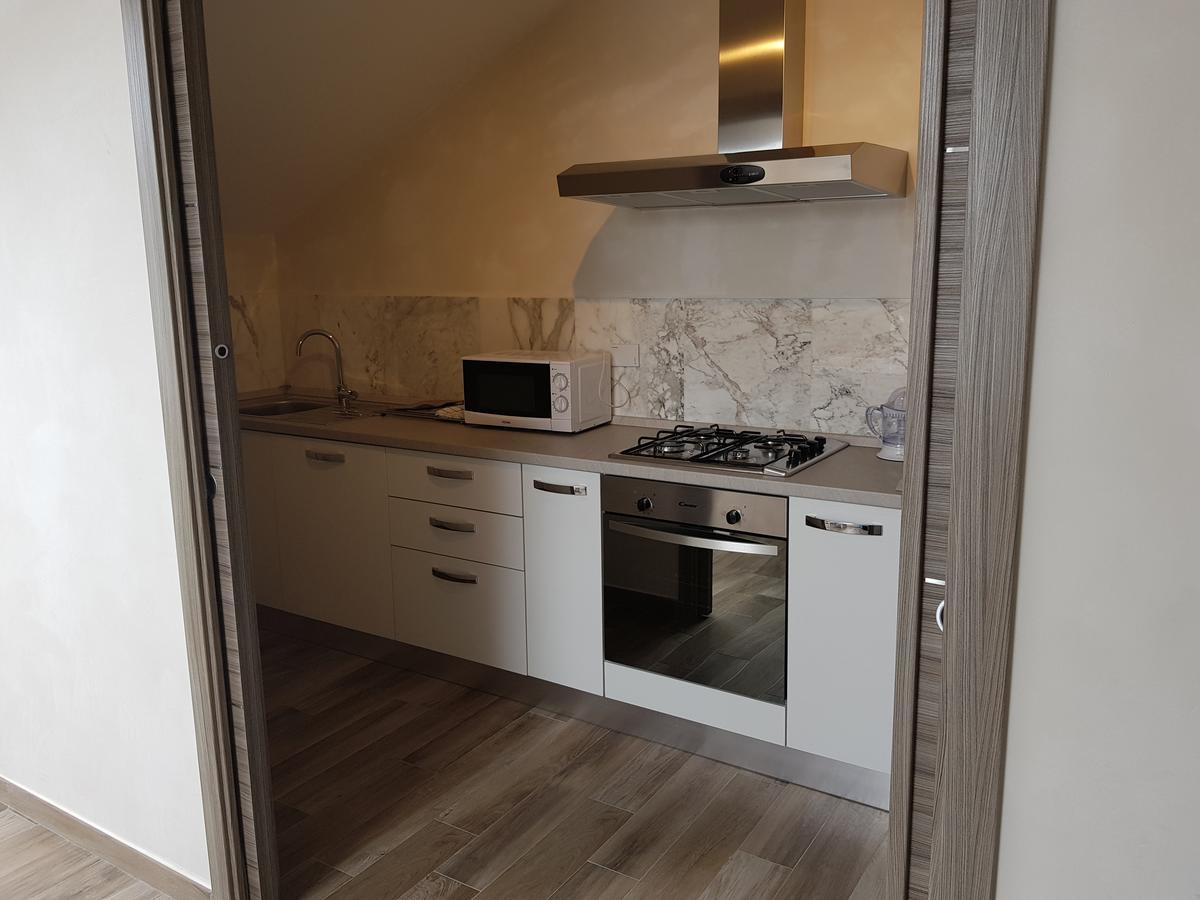 memeapartments Genoa Bagian luar foto
