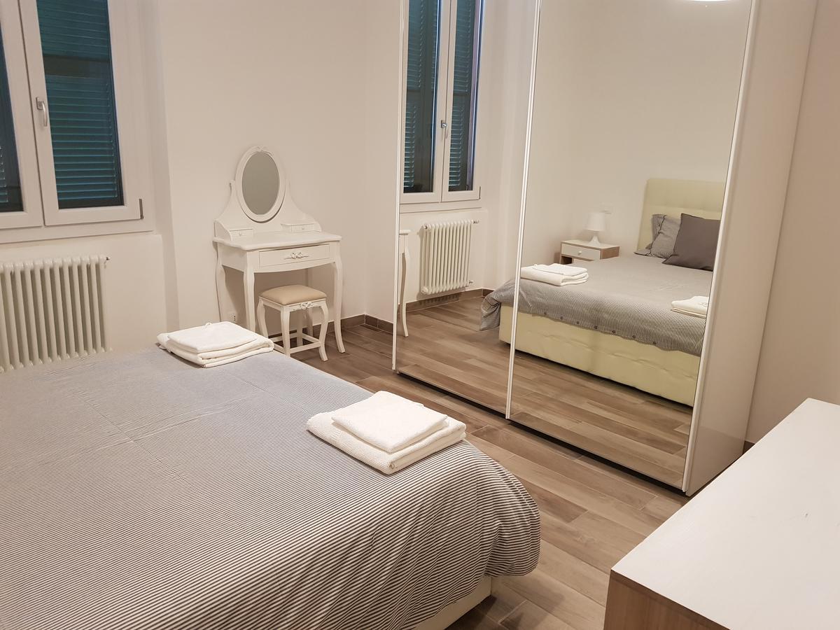 memeapartments Genoa Bagian luar foto
