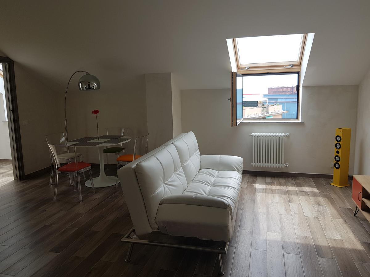 memeapartments Genoa Bagian luar foto